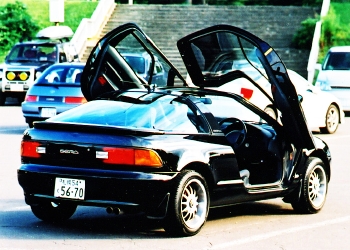 TOYOTA SERA 03